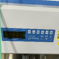 Thermo Scientific 1300 Series A2 4' Biosafety Cabinet image 2